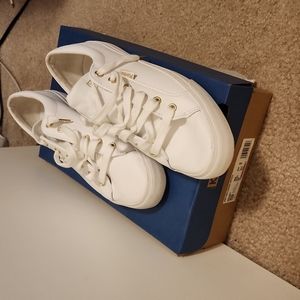 KEDS White Sneakers